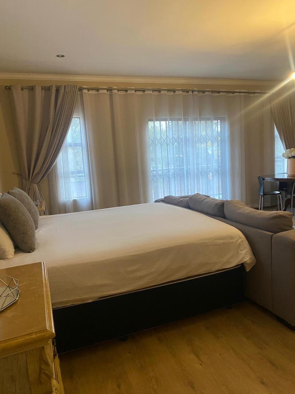 Randjesfontein Entire 4 Bedroom House In Midrand, Johannesburg מראה חיצוני תמונה